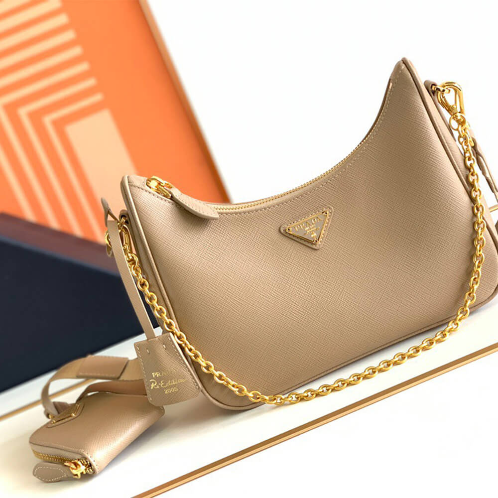 Prada Re-Edition 2005 Saffiano leather bag