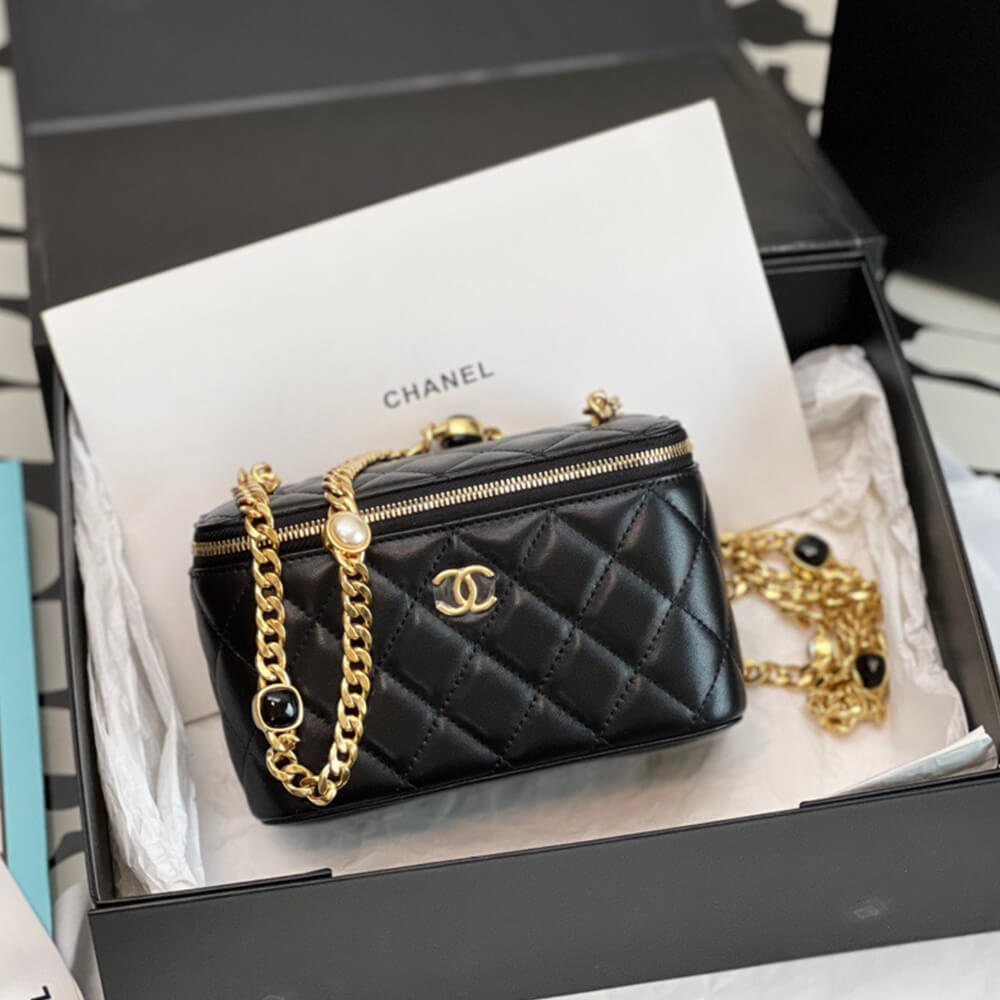 Chanel VANITY WITH CHAIN