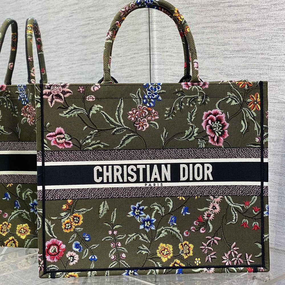LARGE DIOR BOOK TOTE