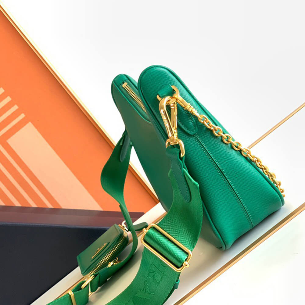 Prada Re-Edition 2005 Saffiano leather bag