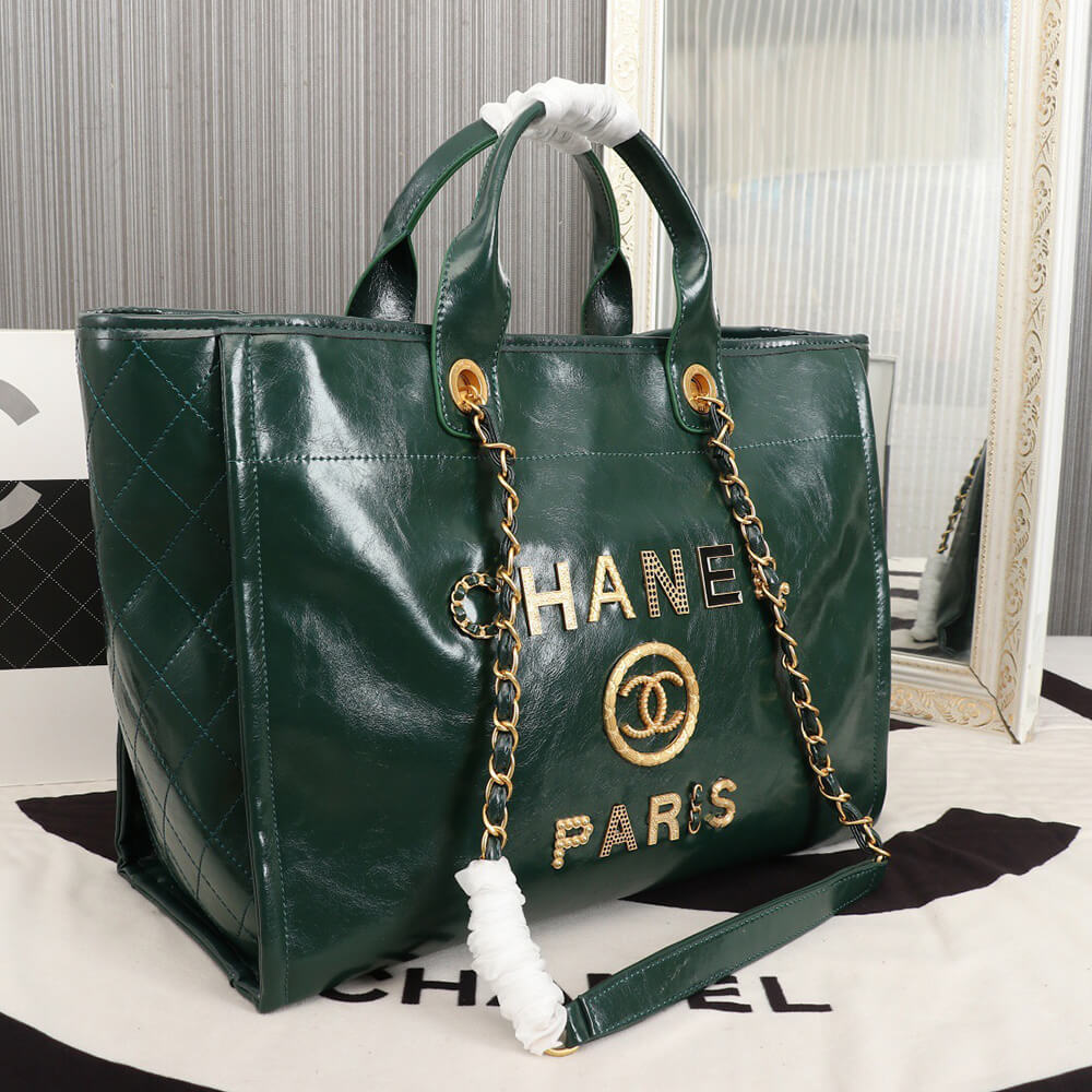 CHANEL LARGE DEAUVILLE TOTE