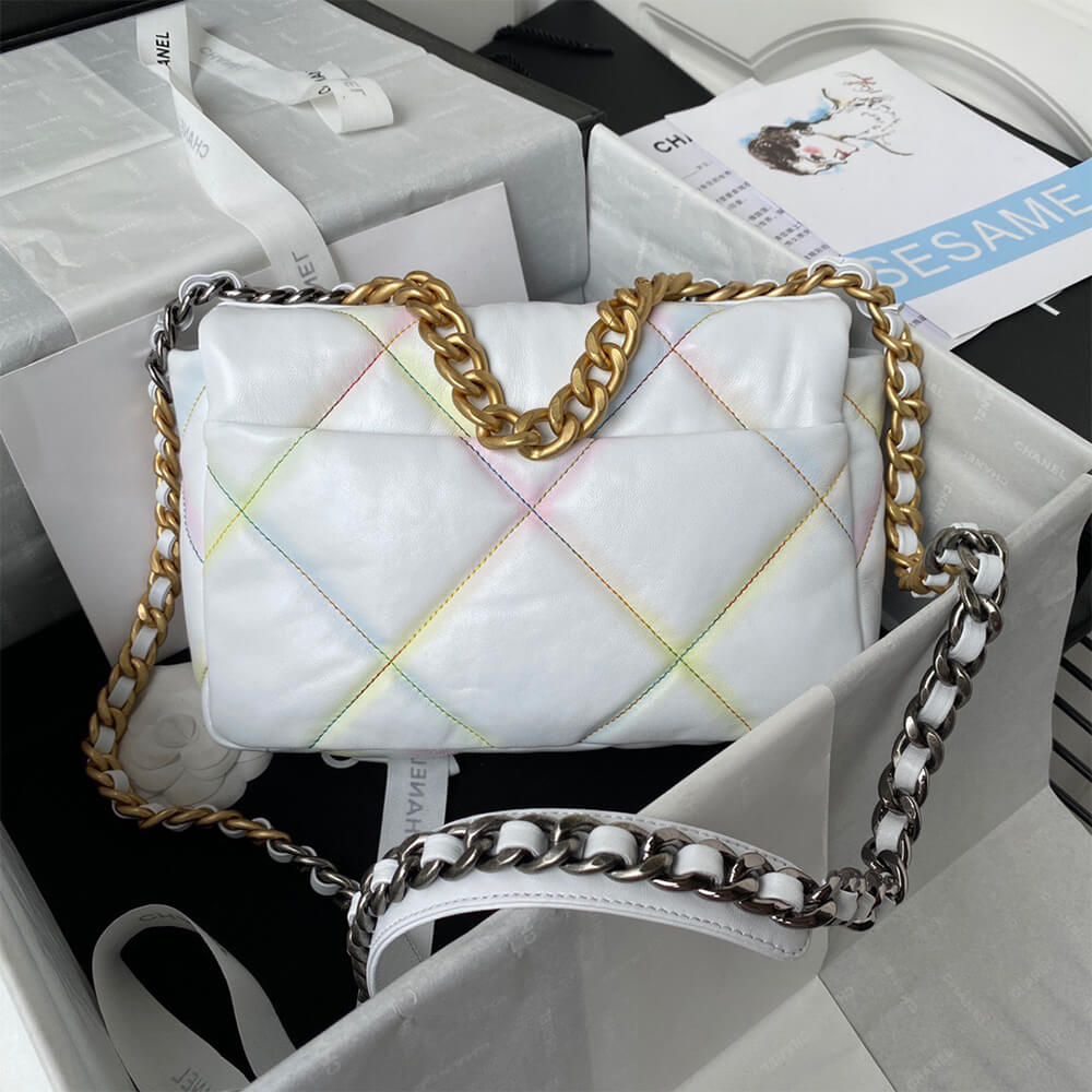 CHANEL 19 HANDBAG