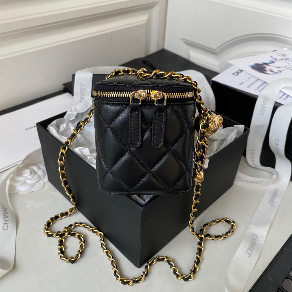Chanel VANITY WITH CHAIN