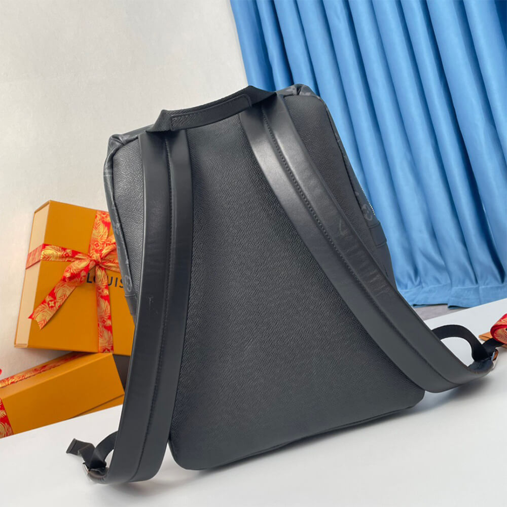 LV DISCOVERY BACKPACK PM
