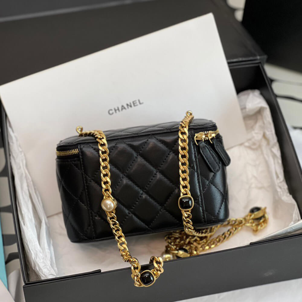 Chanel VANITY WITH CHAIN