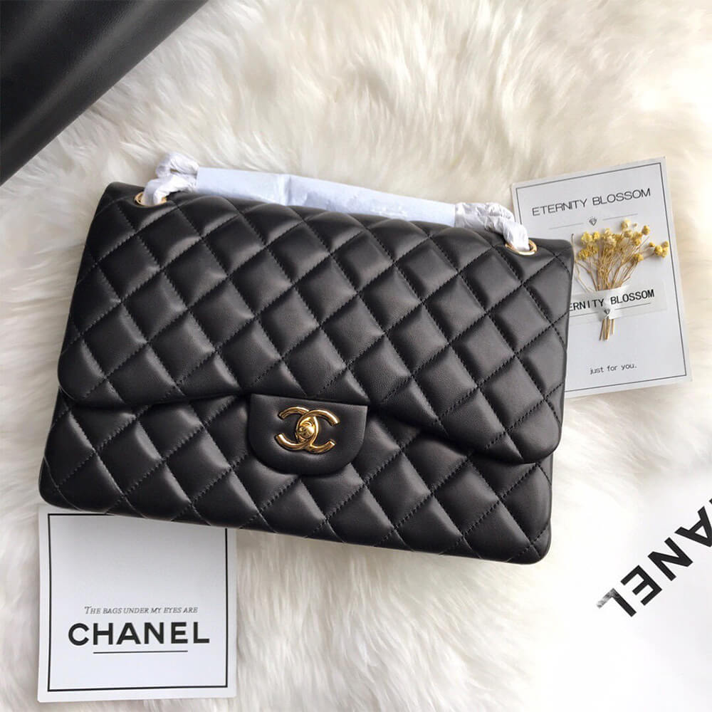 CHANEL Classic Double Flap Jumbo