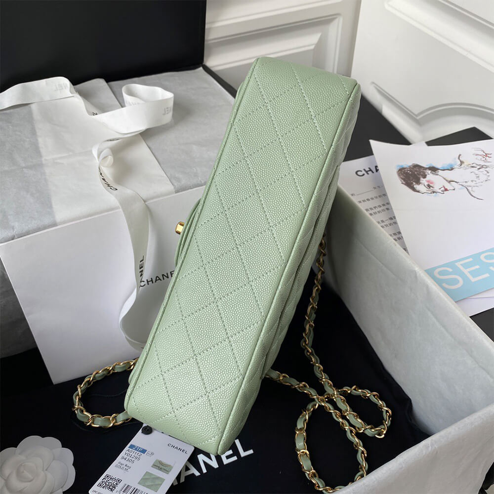 CHANEL Classic Flap Medium Gold hardware