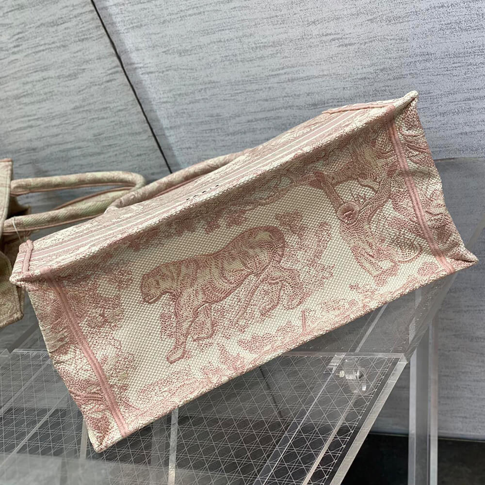 Dior MEDIUM DIOR BOOK TOTE