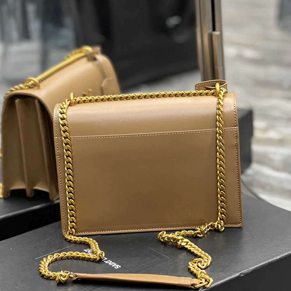 SUNSET MEDIUM CHAIN BAG IN SMOOTH LEATHER