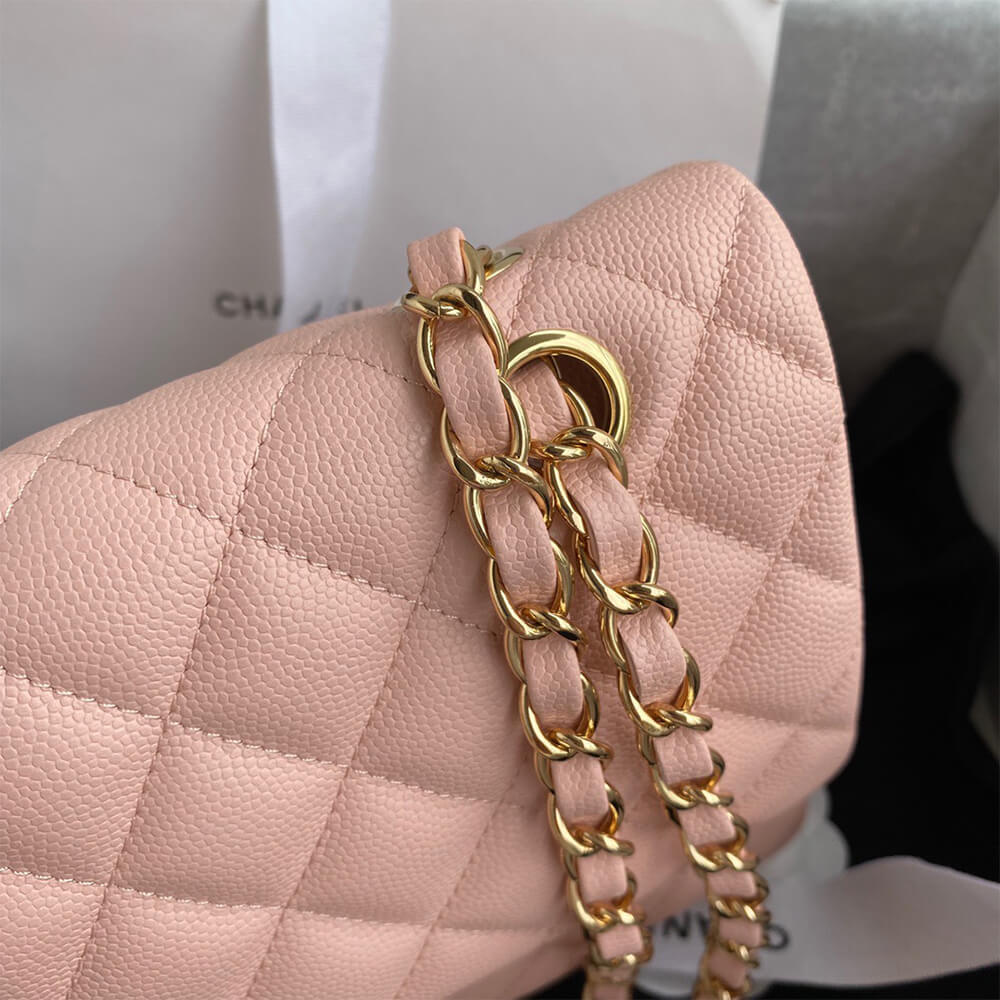 CHANEL Classic Flap Medium