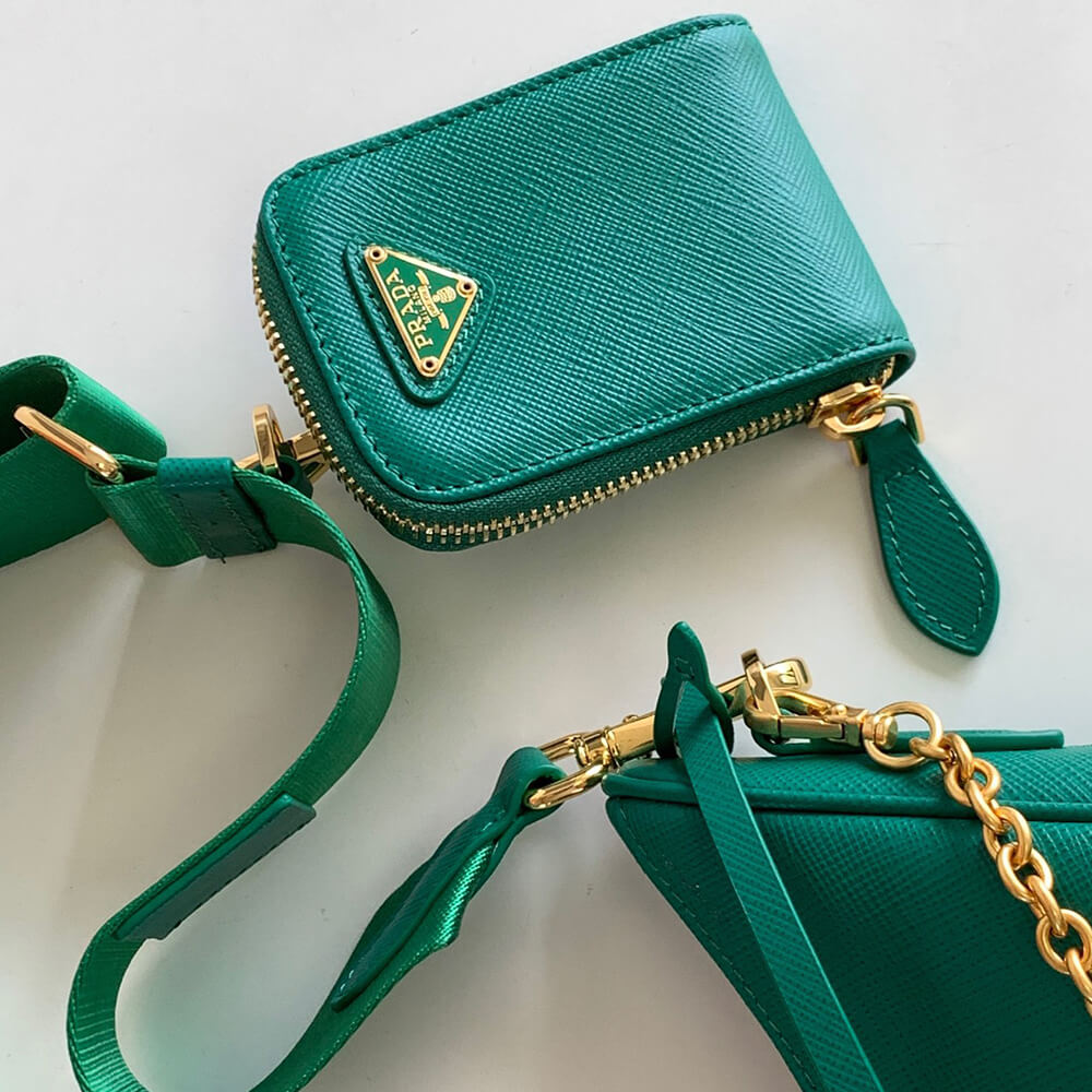 Prada Re-Edition 2005 Saffiano leather bag