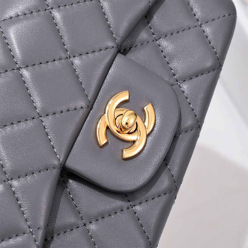 Chanel MINI FLAP BAG