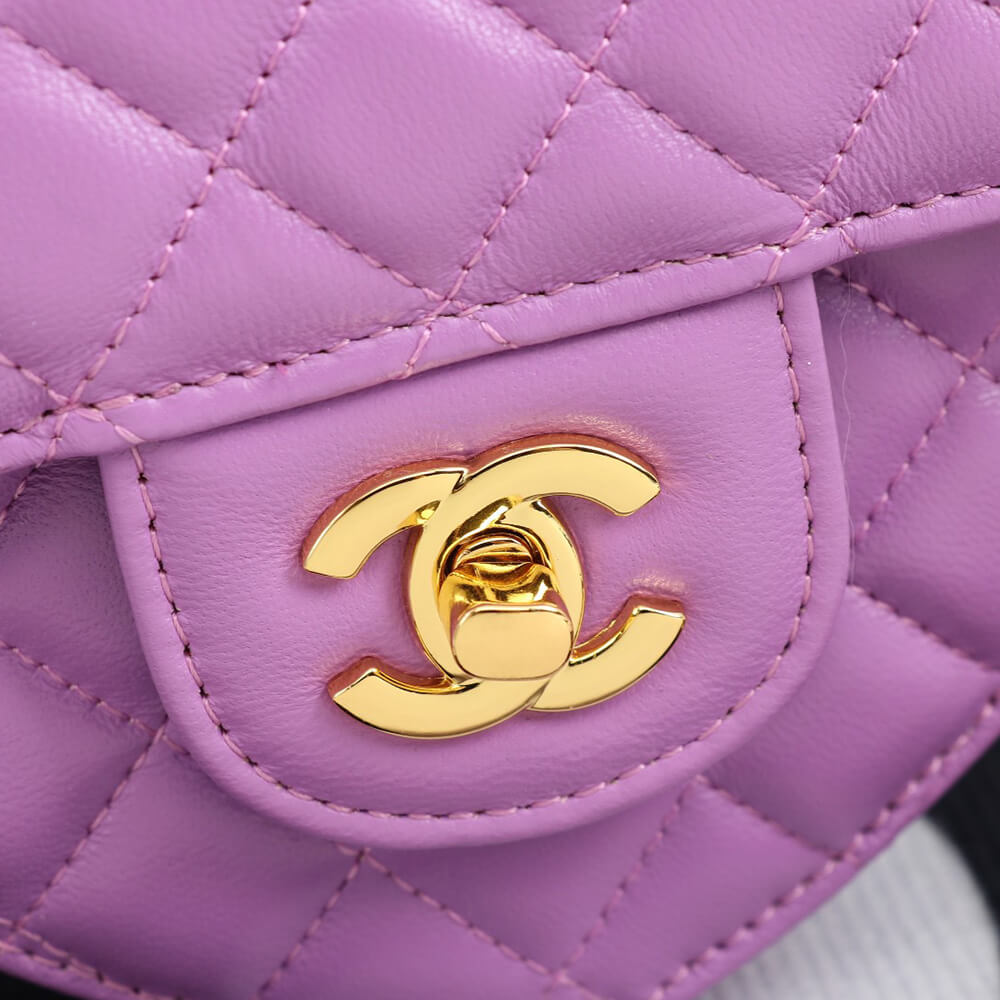 Chanel 22s Heart Bag