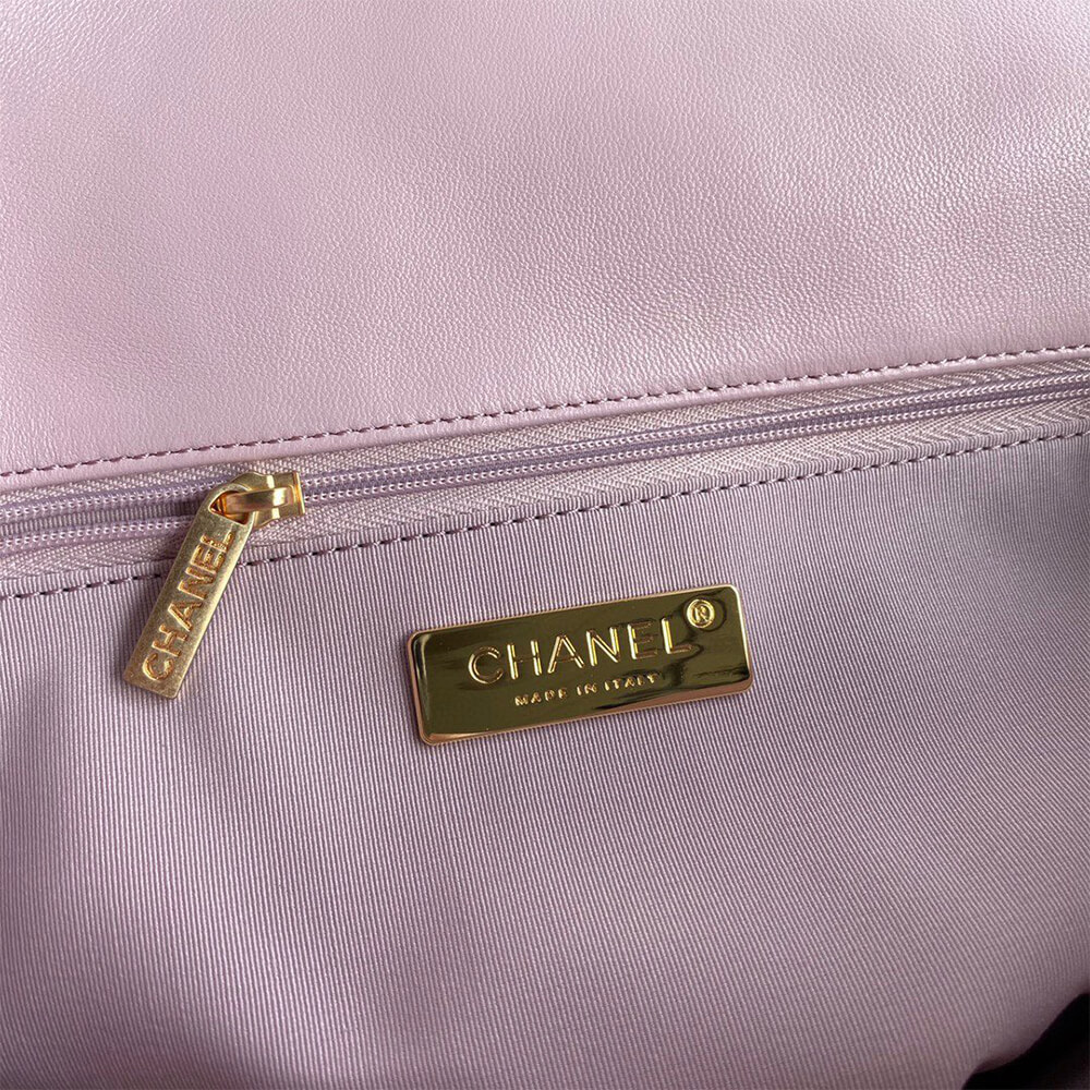 CHANEL 19 HANDBAG