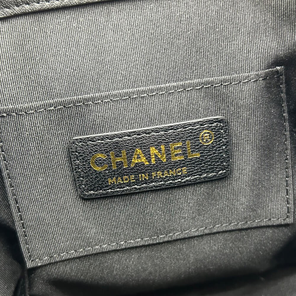 CHANEL 22A mini Duma Backpack