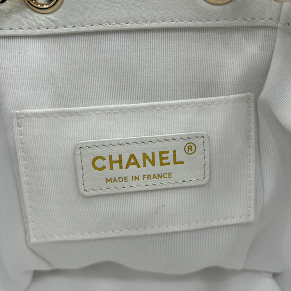 CHANEL 22A mini Duma Backpack