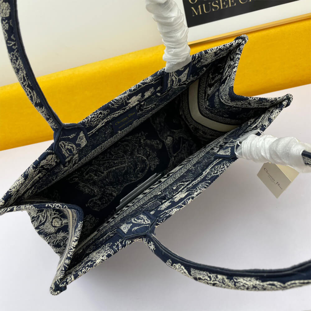 MEDIUM DIORAMOUR DIOR BOOK TOTE
