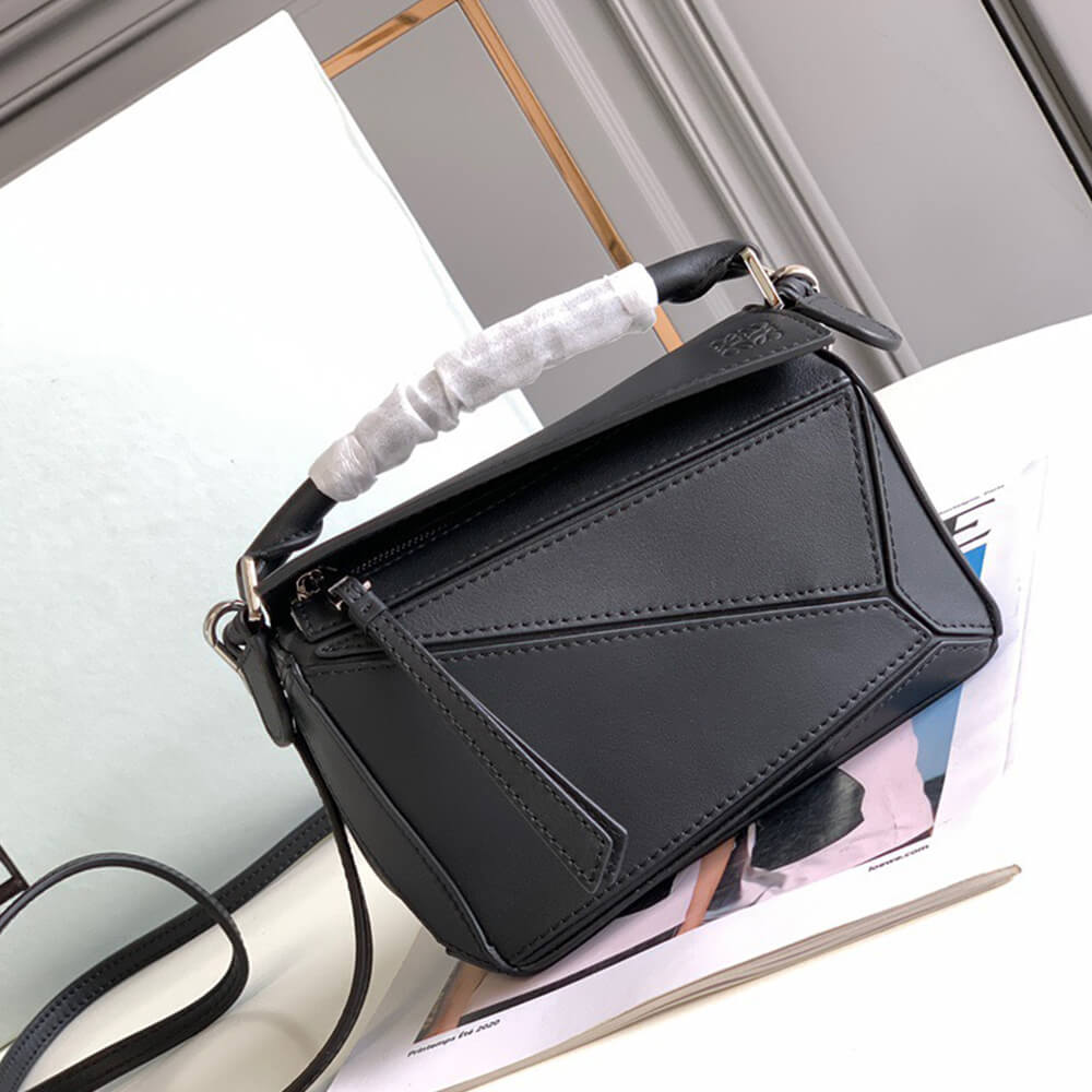 LOEWE Mini Puzzle bag
