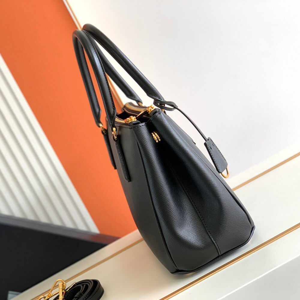 Medium Prada Galleria Saffiano leather bag