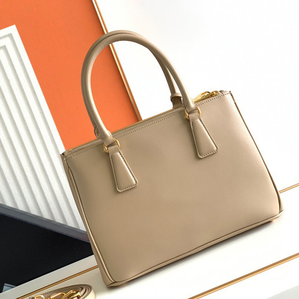 Medium Prada Galleria Saffiano leather bag