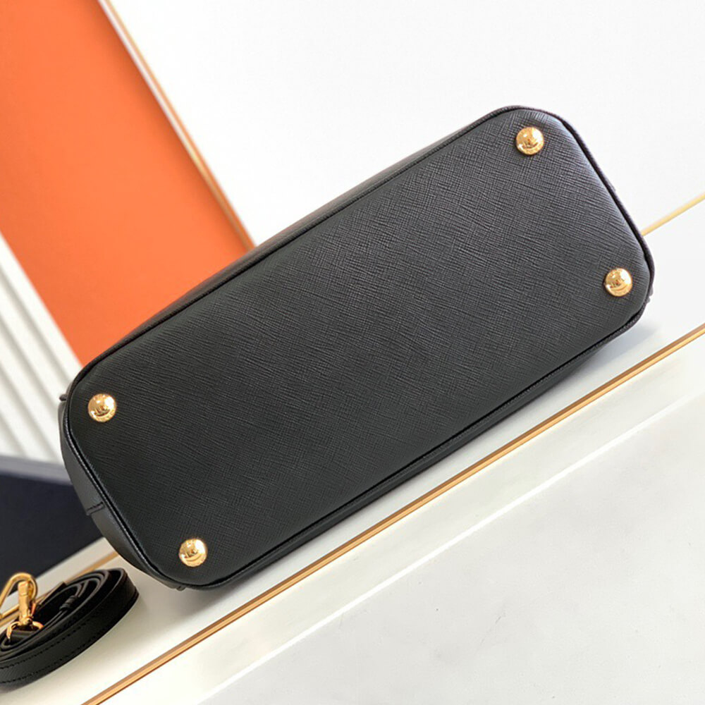 Medium Prada Galleria Saffiano leather bag