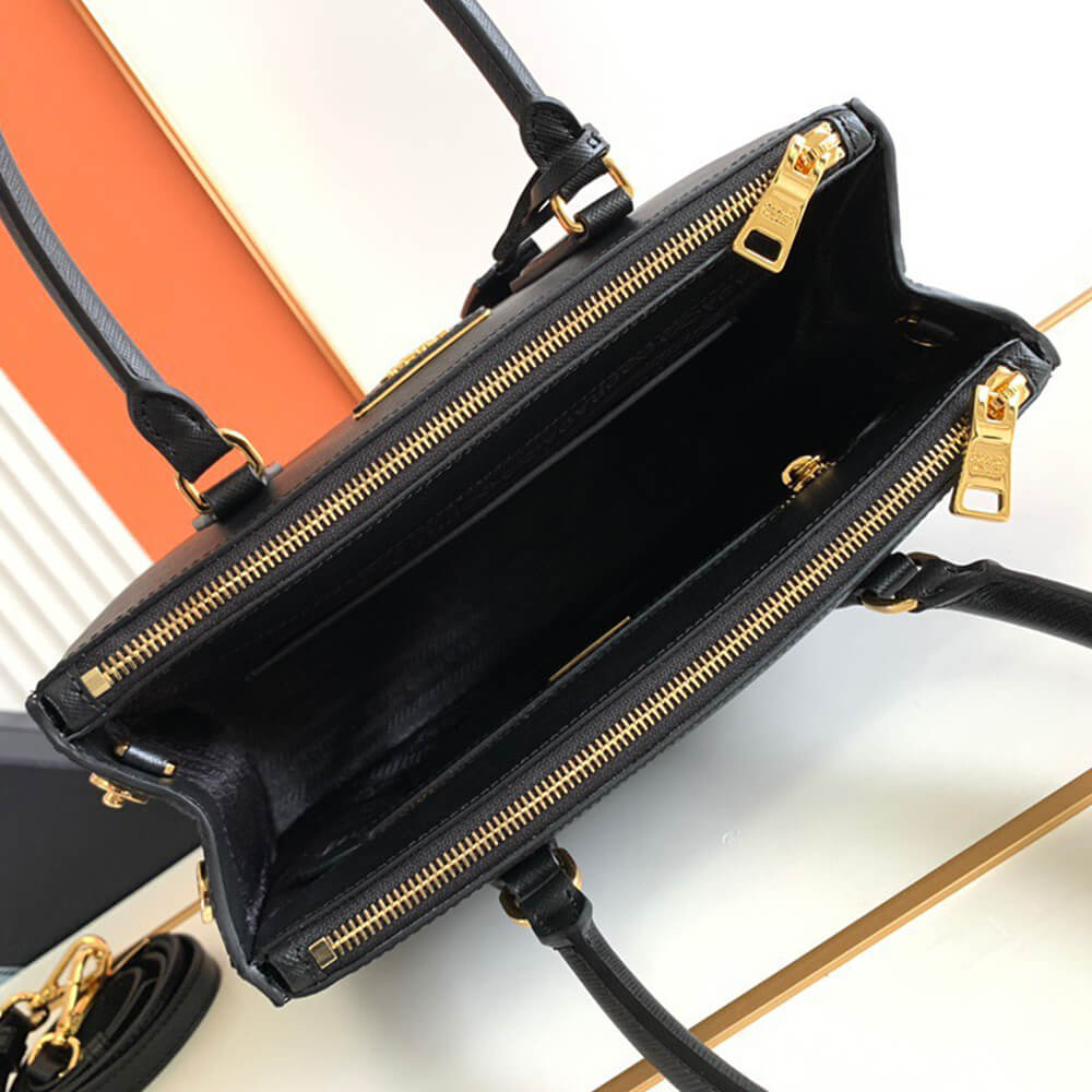 Medium Prada Galleria Saffiano leather bag