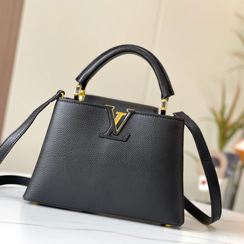 LV Capucines BB