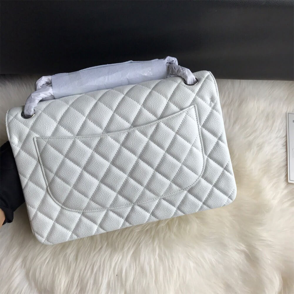 CHANEL CLASSIC JUMBO FLAP