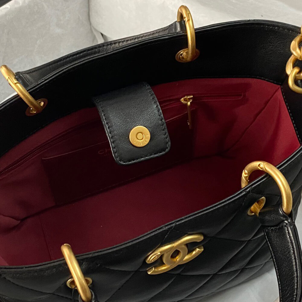 CHANEL SHOPPING BAG