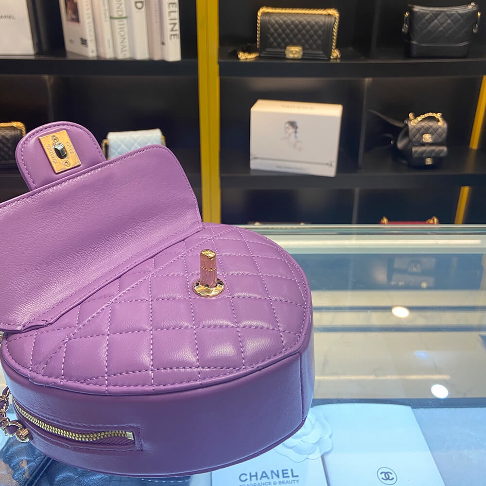 Chanel 22s Heart Bag