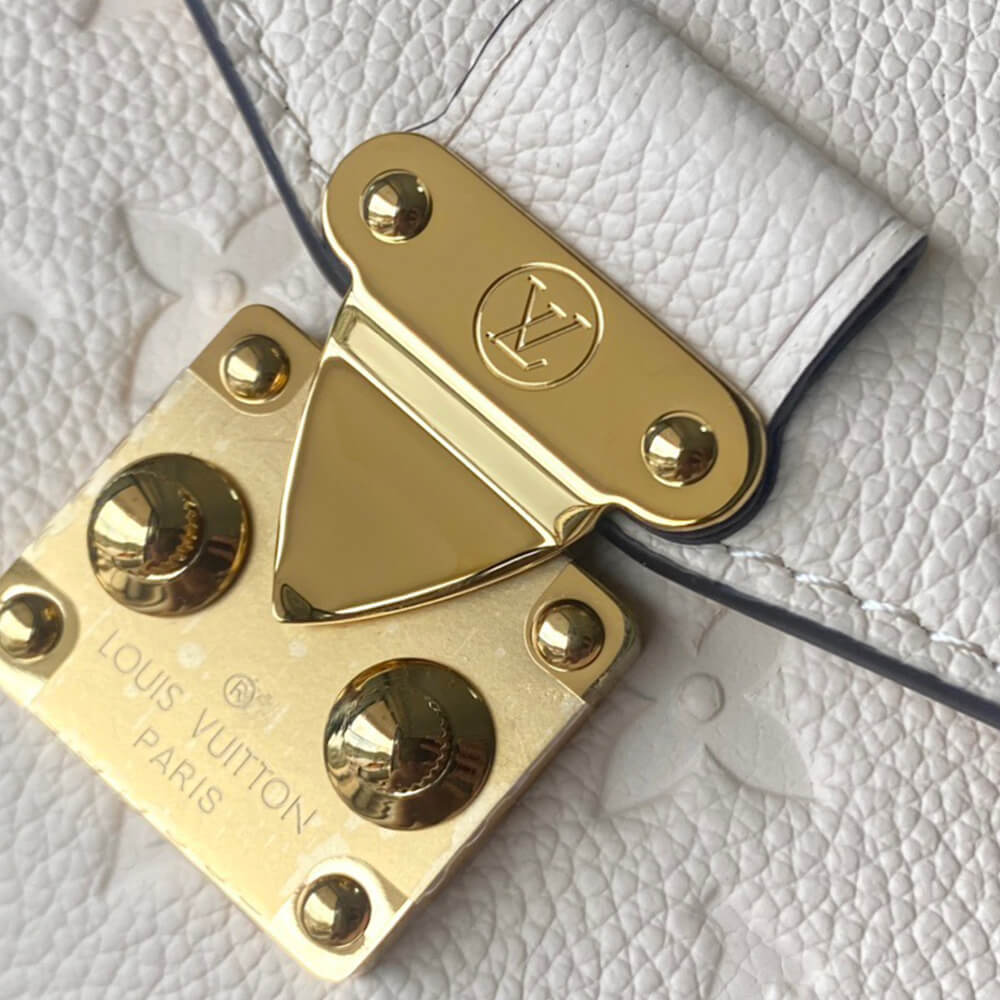LV Pochette Metis East West