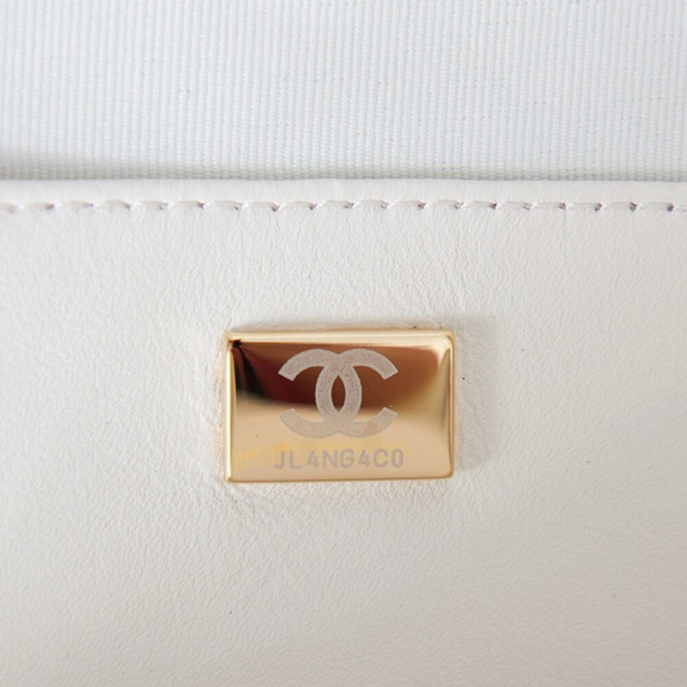 Chanel 22s Heart Bag(HIGH-END GRADE)