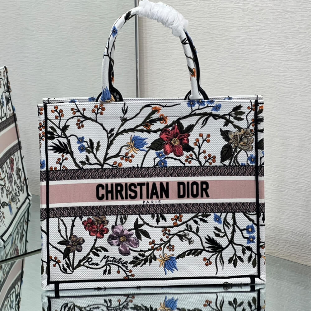 large D*or book tote