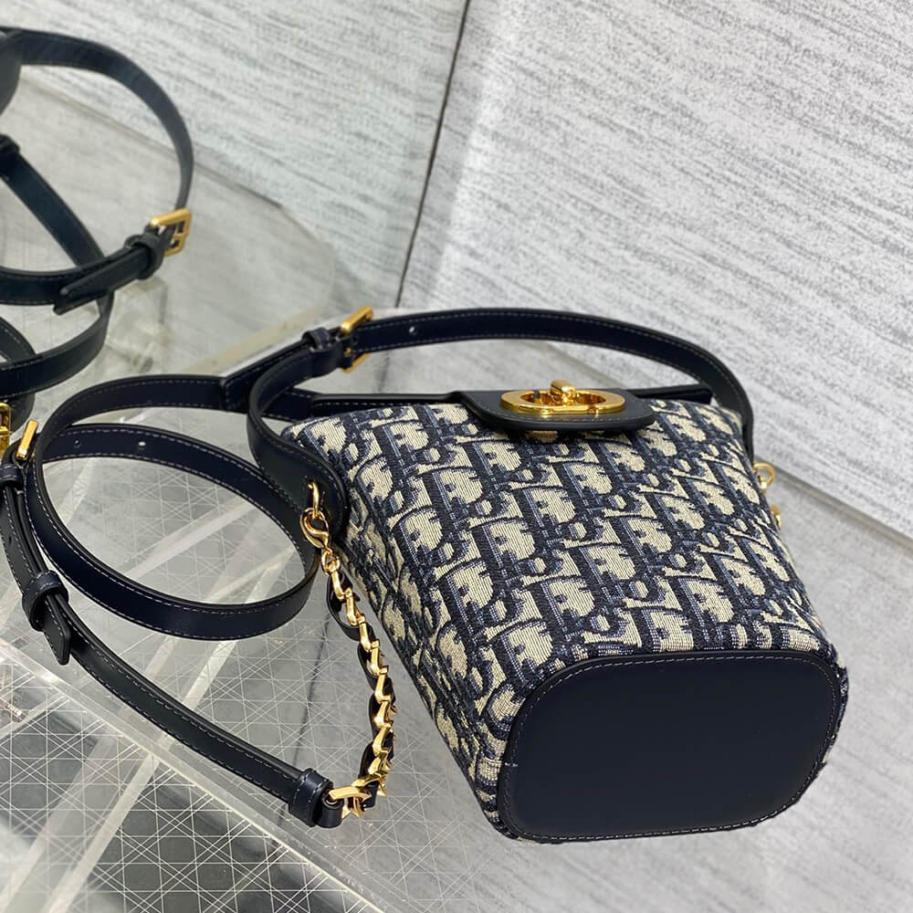 30 Montaigne Dior Amber Mini Bucket Bag