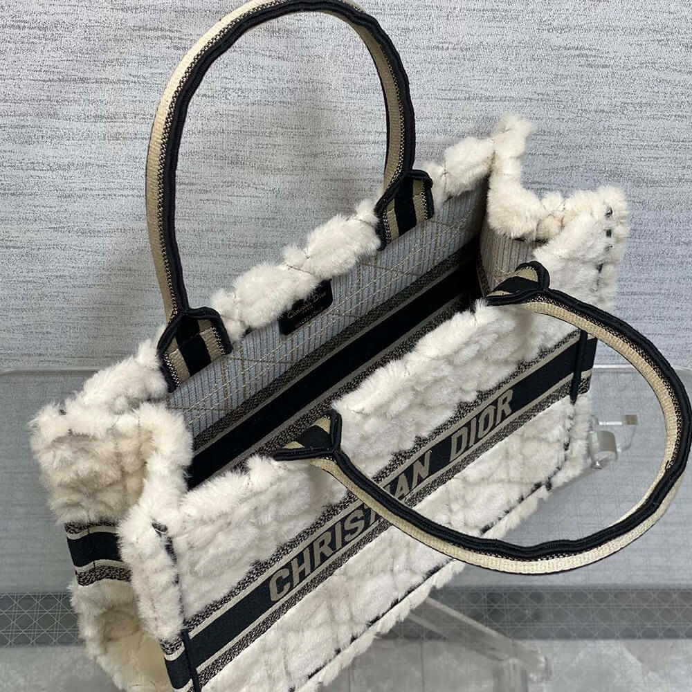 Medium Dior Book Tote