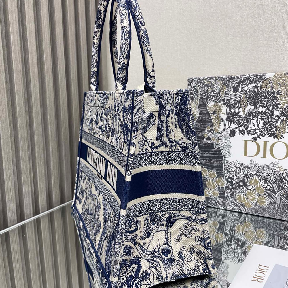 Dior MEDIUM DIOR BOOK TOTE