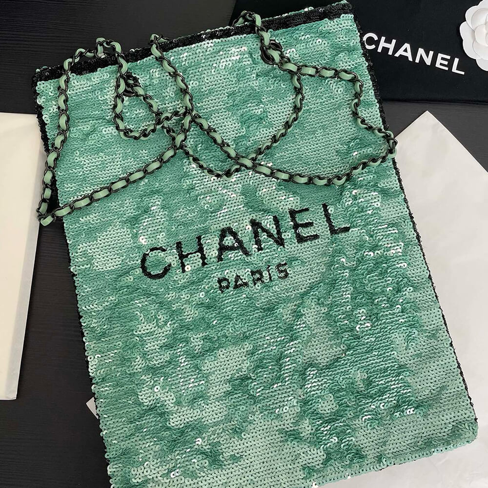CHANEL SHOPPING BAG