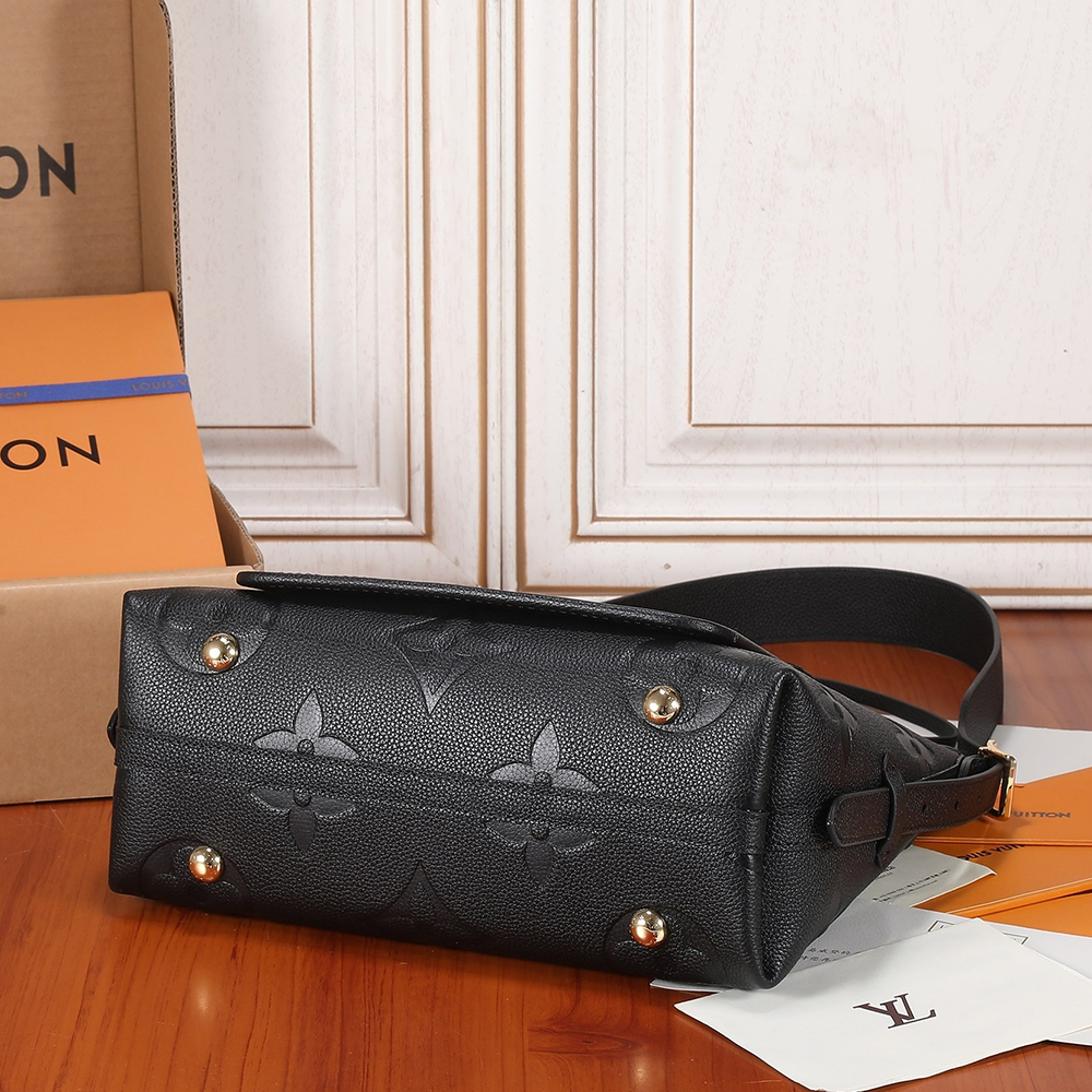 LV CarryAll PM