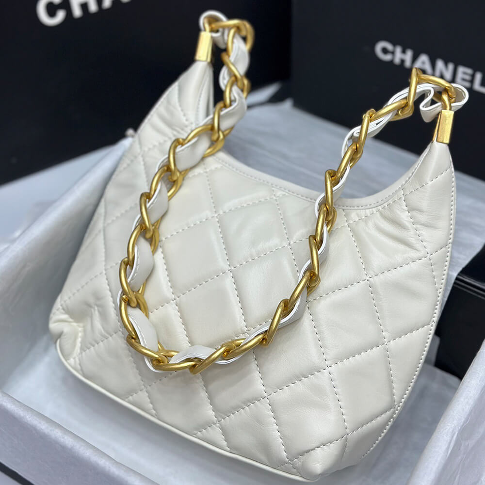 CHANEL SMALL HOBO BAG