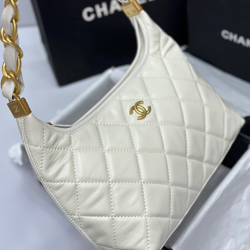 CHANEL HOBO BAG