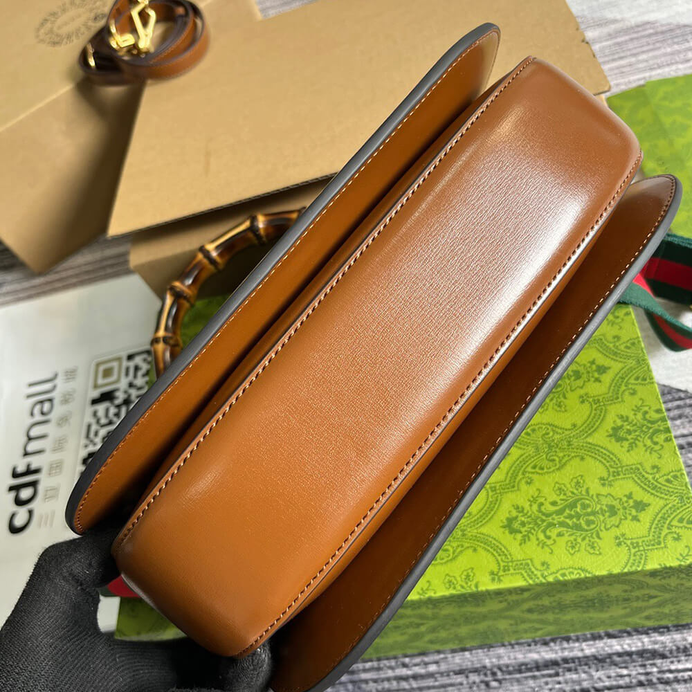 G*u*i bamboo 1947 medium top handle bag