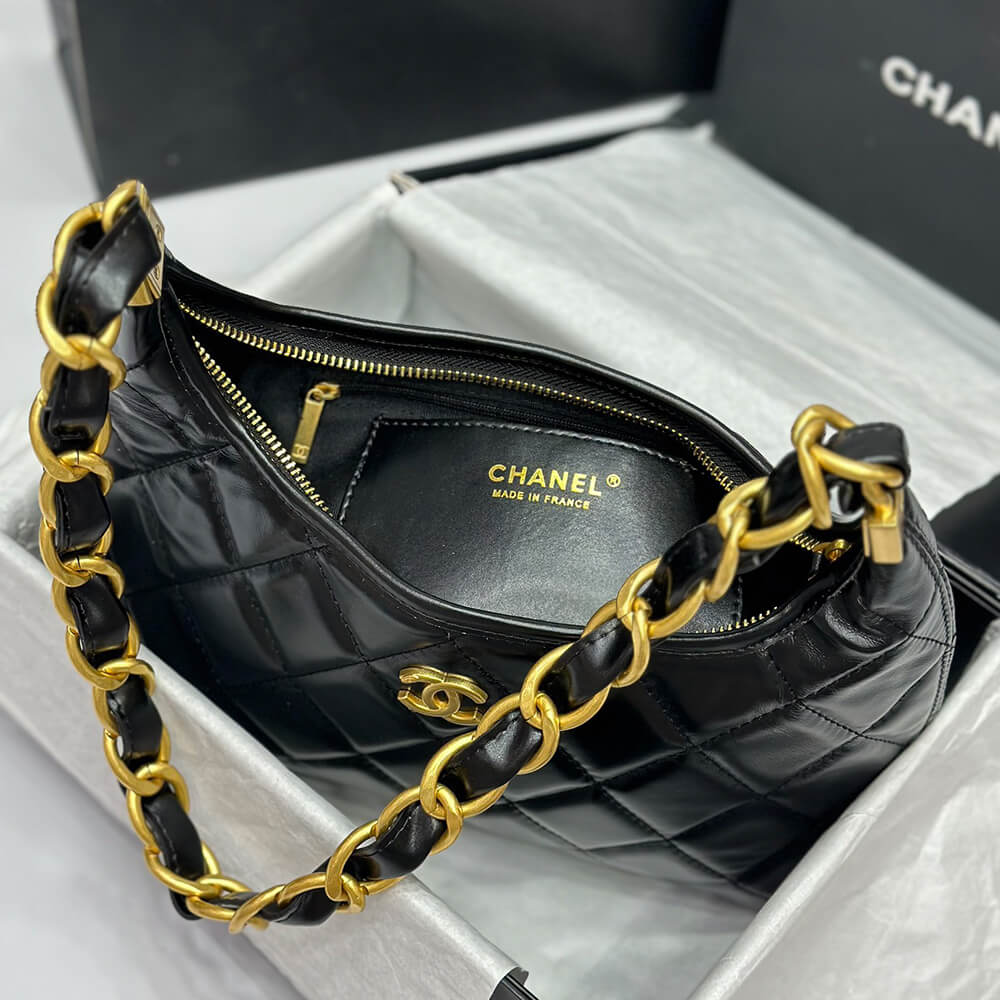 CHANEL HOBO BAG