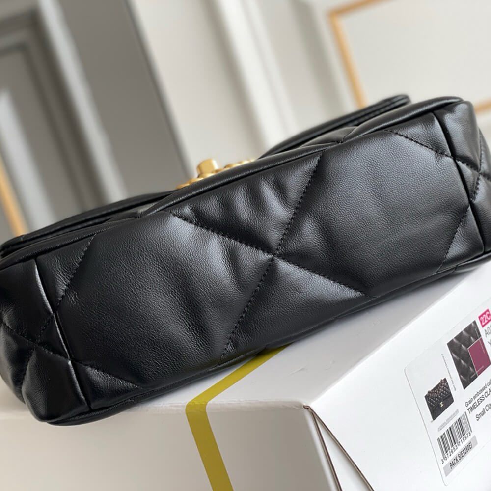Chanel 19 Small Handbag(TAX-FREE GRADE)