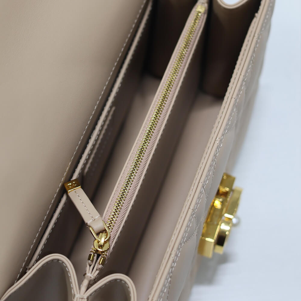 medium D*or ange bag