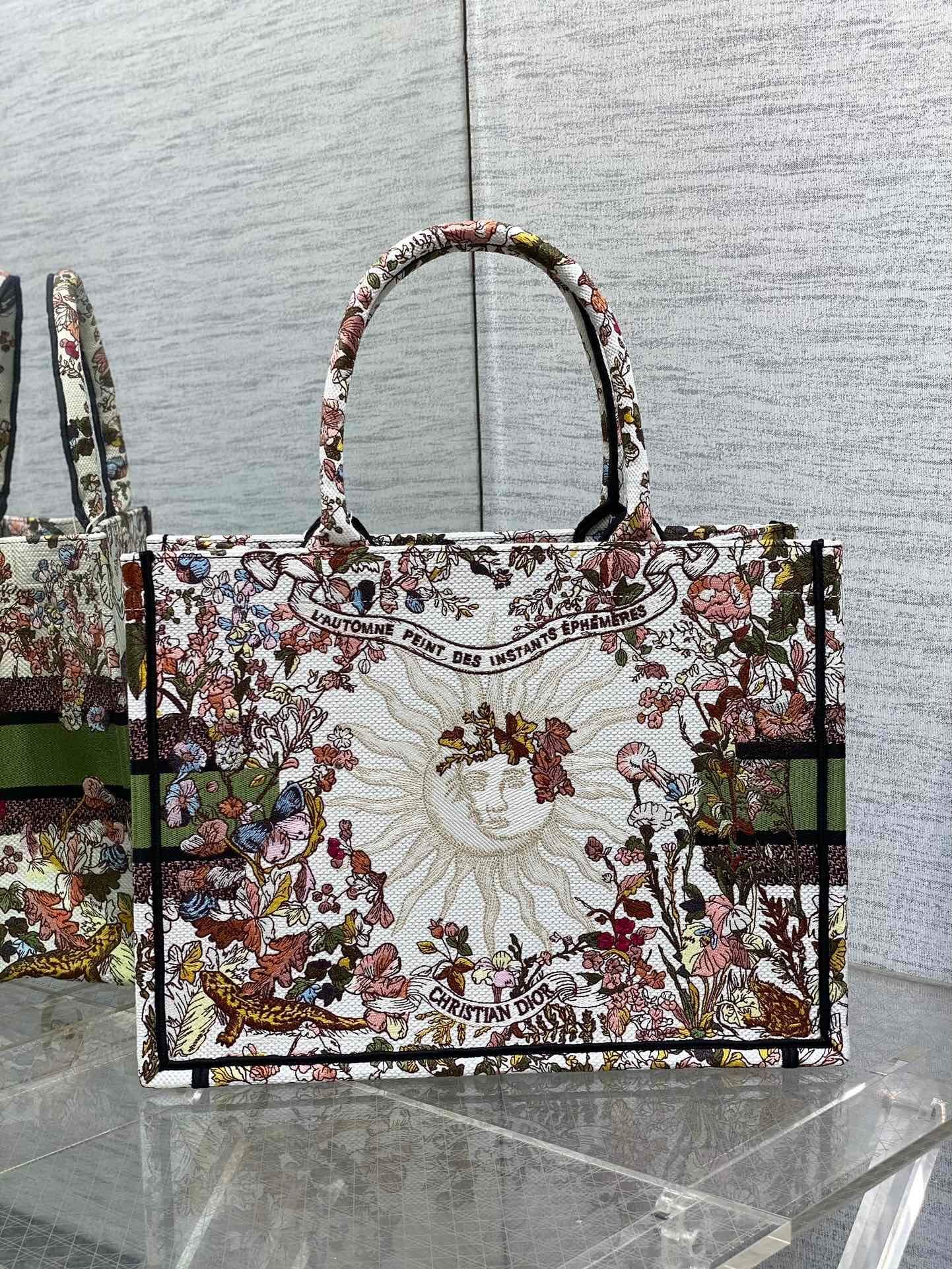 Prada Medium leather handbag