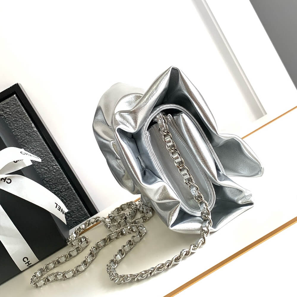 CHANEL Clutch