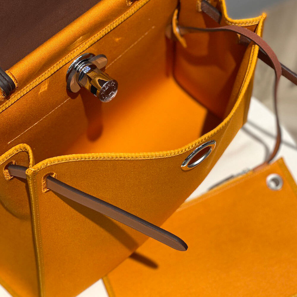 HERMES Herbag Zip 31 bag