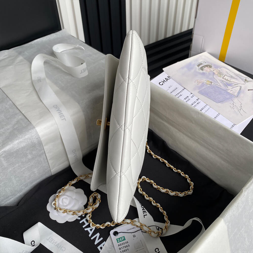 CHANEL Clutch