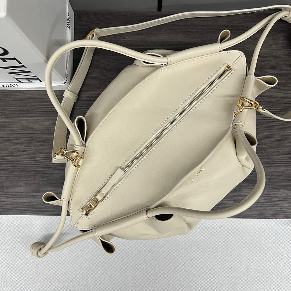 Loewe Small Paseo bag in shiny nappa calfskin(high-end grade)