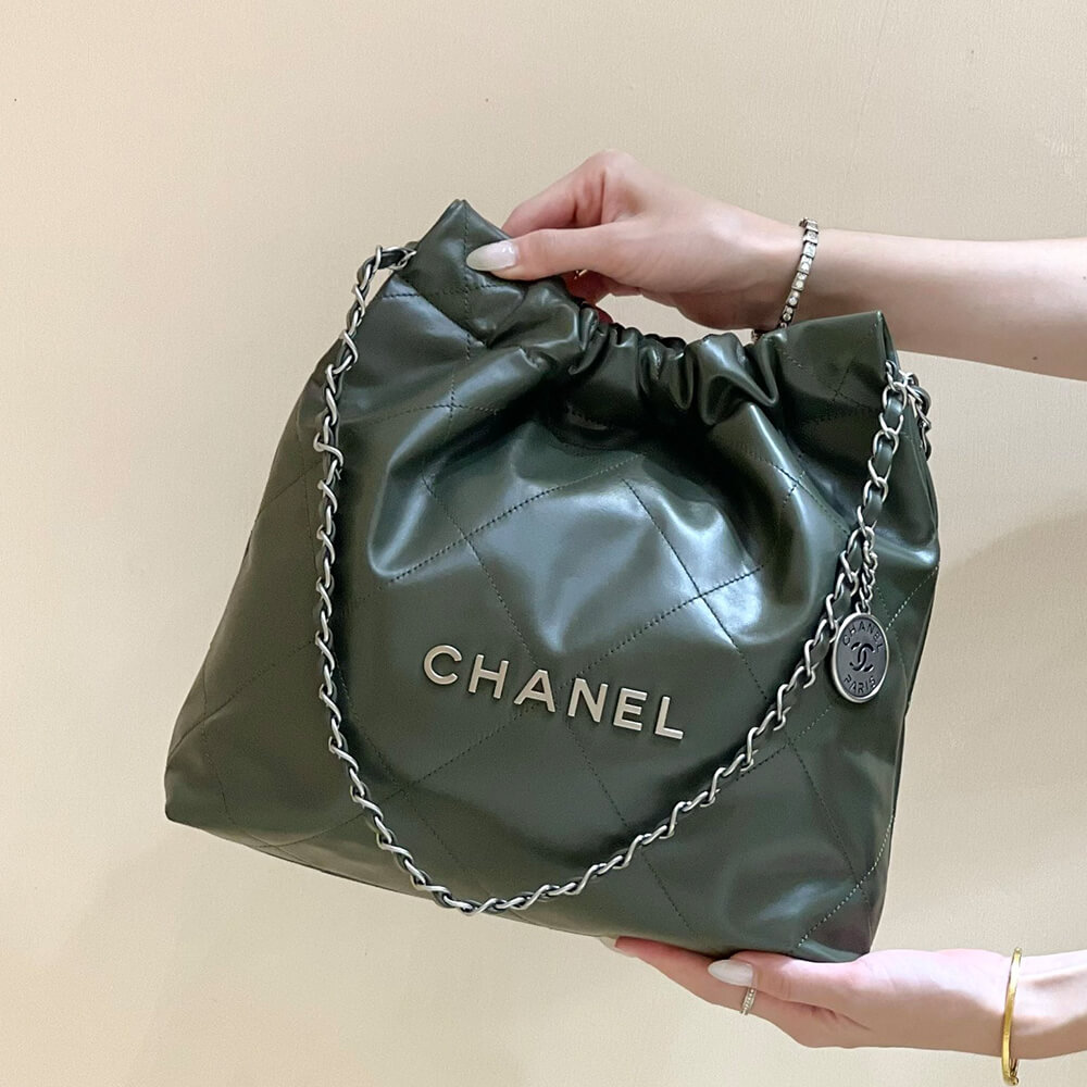 CHANEL 22 HANDBAG(Tax-Free Grade)
